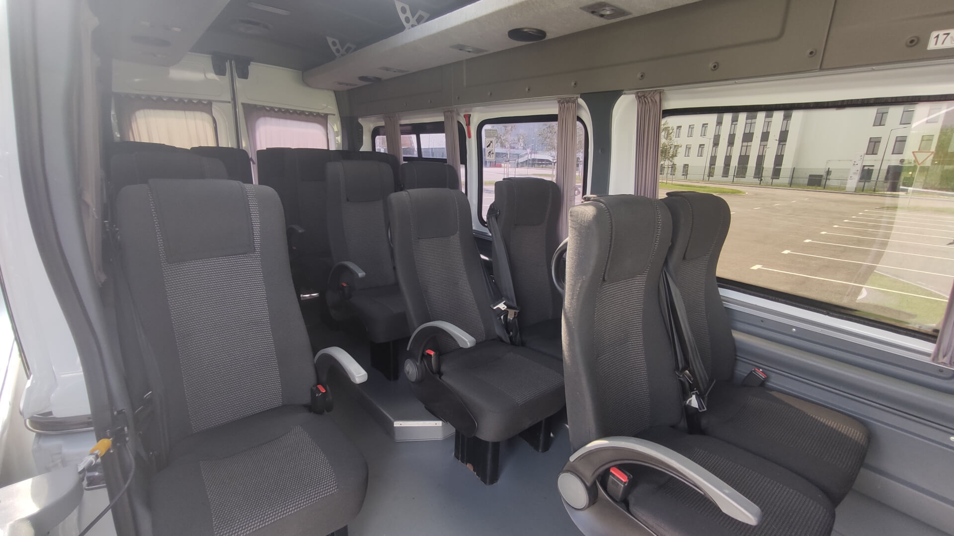 Ford Transit на 19 посадочных мест